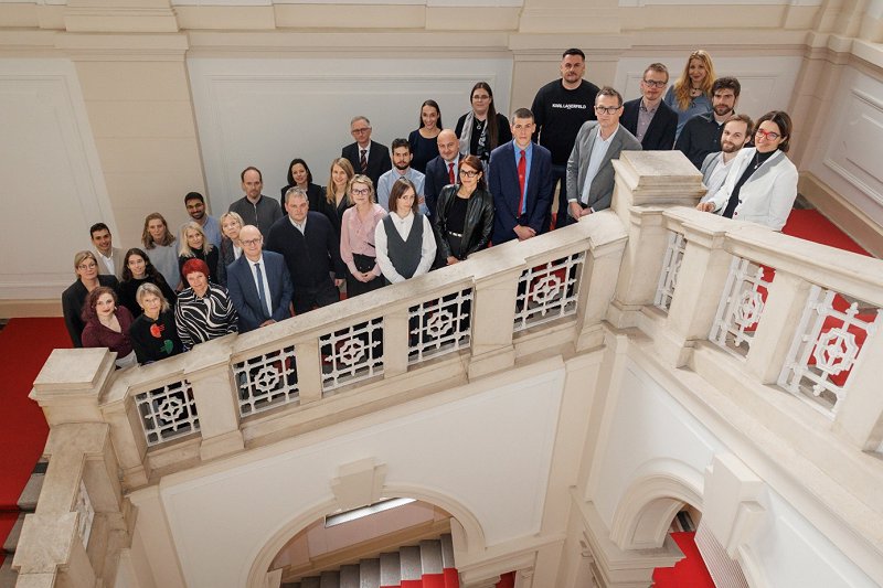 Nagrajenci natečaja najodličnejših raziskovalnih dosežkov leta 2025